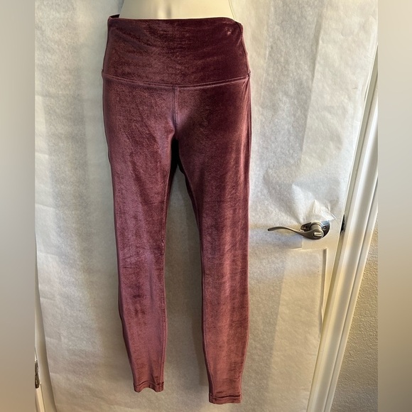Lululemon Athletica Wunder lounge highrise tight 28”inseam w/key pocket Sz-6. C7 - Picture 2 of 13
